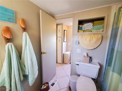 938 Lazy Ln, North Fort Myers FL - photo 16 of 42