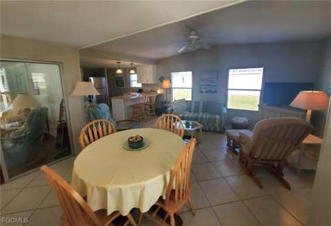 938 Lazy Ln, North Fort Myers FL - photo 8 of 42