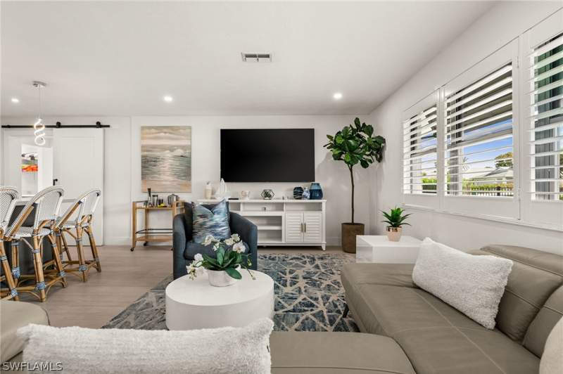 4 bedroom SingleFamilyResidence at 493 Willet Ave, Conners, Naples — photo 5
