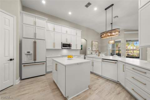 15520 Greenock Ln, Fort Myers FL - photo 11 of 50