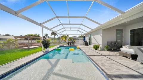 2214 SE 27th Ter, Cape Coral FL - photo 14 of 37