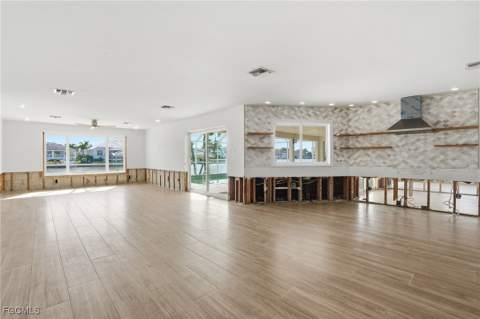 380 Conners Ave, Naples FL - photo 12 of 49