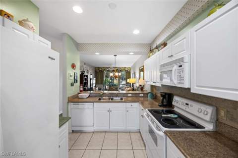 7930 Mahogany Run Ln 811, Naples FL - photo 12 of 50
