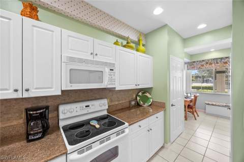 7930 Mahogany Run Ln 811, Naples FL - photo 13 of 50