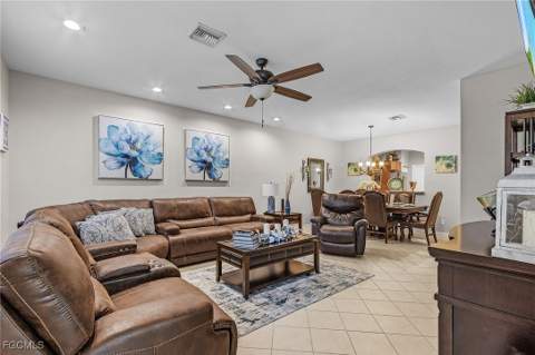 3331 Dandolo Cir, Cape Coral FL - photo 13 of 40