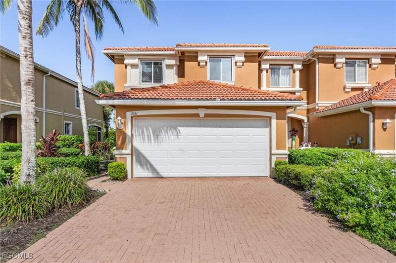 3 bedroom Townhouse at 3331 Dandolo Cir, Bella Vida, Cape Coral — photo 3