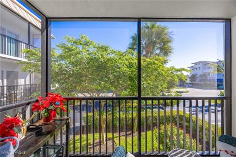 766 Central Ave 209, Naples FL - photo 22 of 39