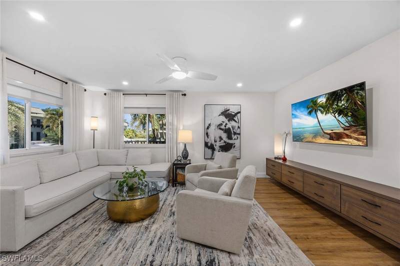 2 bedroom Condominium at 766 Central Ave 209, Central Garden, Naples — photo 4