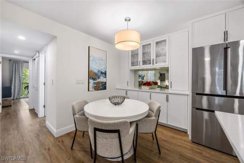 766 Central Ave 209, Naples FL - photo 6 of 39