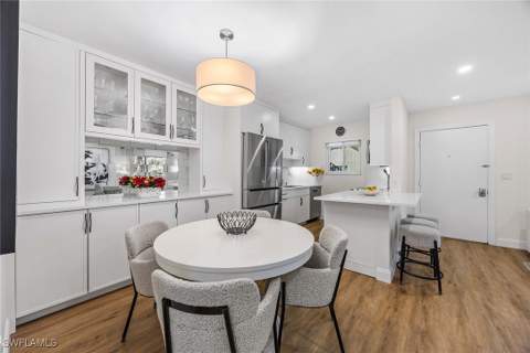 766 Central Ave 209, Naples FL - photo 7 of 39