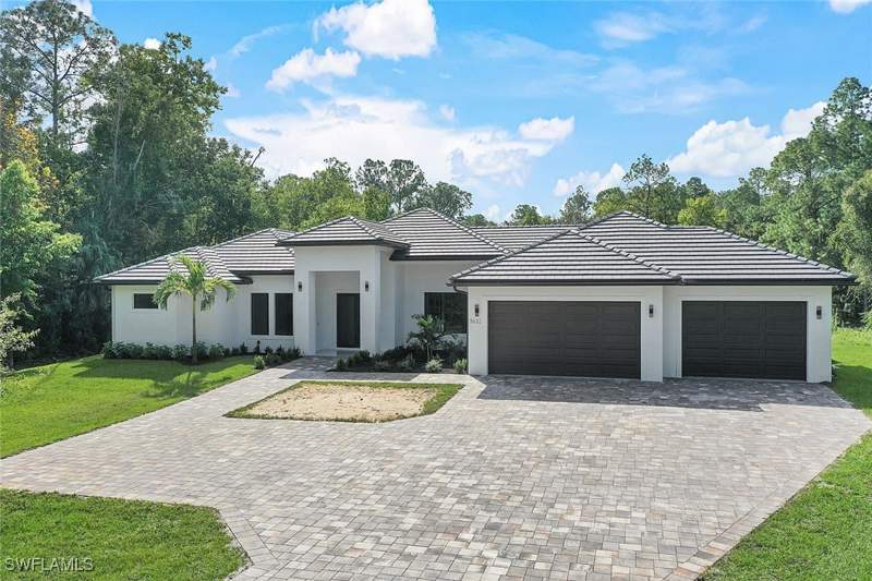 4 bedroom SingleFamilyResidence at 3632 3rd Ave SW, Weber Woods, Naples — photo 4