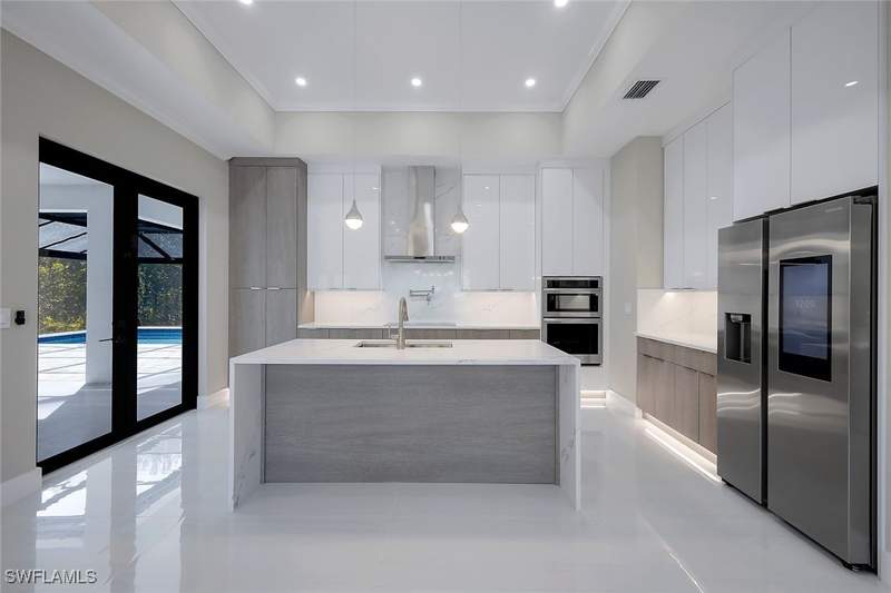 4 bedroom SingleFamilyResidence at 3632 3rd Ave SW, Weber Woods, Naples — photo 5