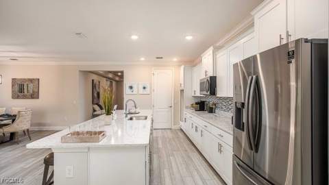 4725 24th Ave SE, Naples FL - photo 7 of 19