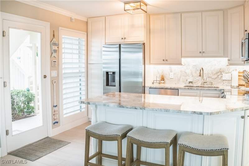 2 bedroom Condominium at 1215 Edington Pl L4/L3, Ville De Marco, Marco Island — photo 4