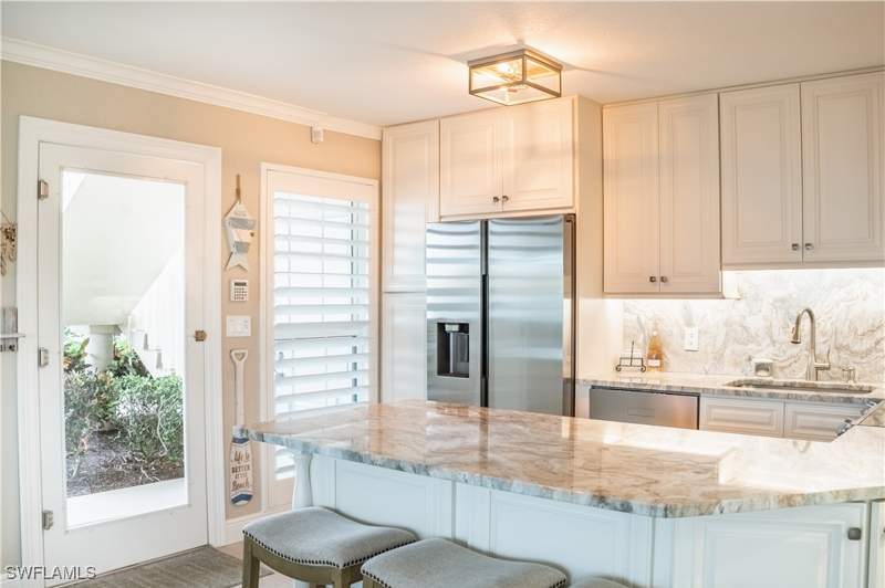 2 bedroom Condominium at 1215 Edington Pl L4/L3, Ville De Marco, Marco Island — photo 5