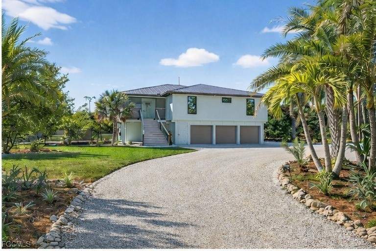 3 bedroom SingleFamilyResidence at 1211 Periwinkle WAY, PERIWINKLE TRAILER PARK, Sanibel — photo 1