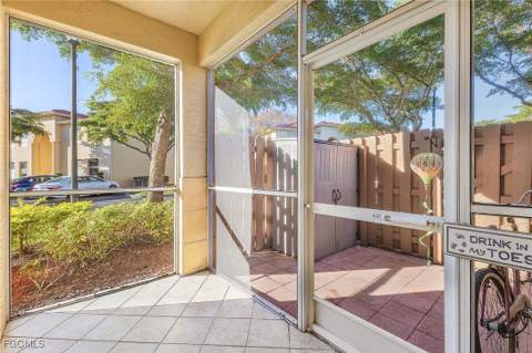 4219 Bellasol Cir 1711, Fort Myers FL - photo 16 of 27