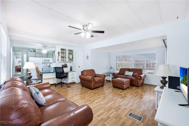 2 bedroom ManufacturedHome at 2797 Teakwood Blvd, Laurel Estates Mobile Home Vil, North Fort Myers — photo 5