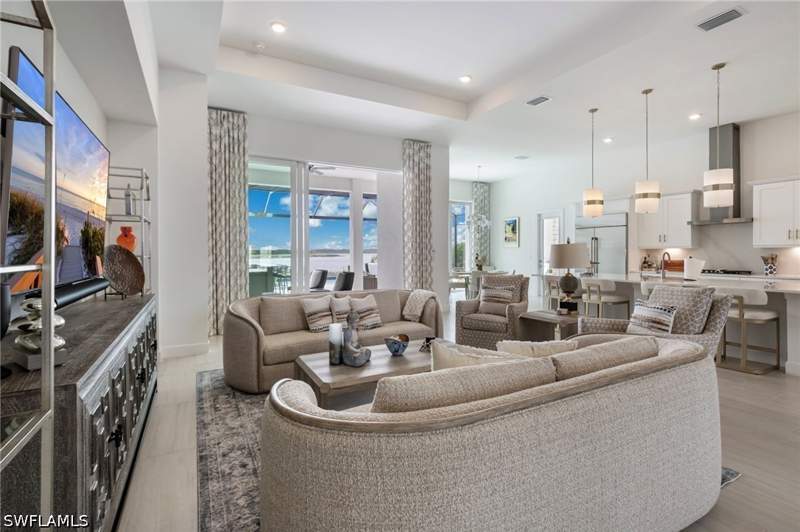 4 bedroom SingleFamilyResidence at 17244 Blue Sapphire Dr, Wildblue, Fort Myers — photo 5