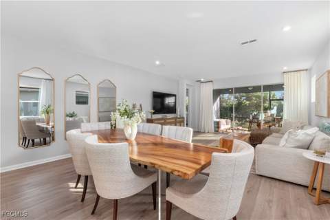 10313 Bonavie Cove Dr, Fort Myers FL - photo 11 of 27
