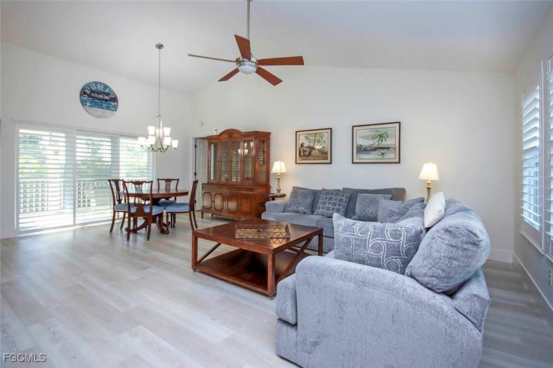 3 bedroom SingleFamilyResidence at 1890 Farm Trl, Island Woods, Sanibel — photo 4