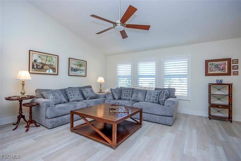 3 bedroom SingleFamilyResidence at 1890 Farm Trl, Island Woods, Sanibel — photo 5