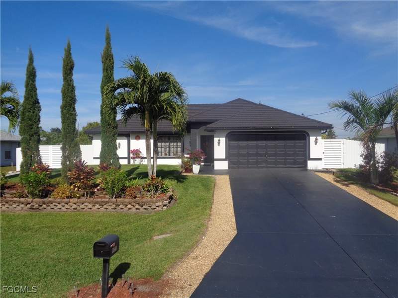 3 bedroom SingleFamilyResidence at 5540 Banning St, Lehigh Acres, Lehigh Acres — photo 2