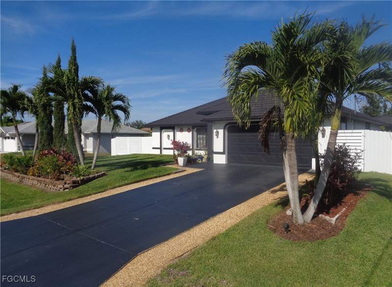 3 bedroom SingleFamilyResidence at 5540 Banning St, Lehigh Acres, Lehigh Acres — photo 3