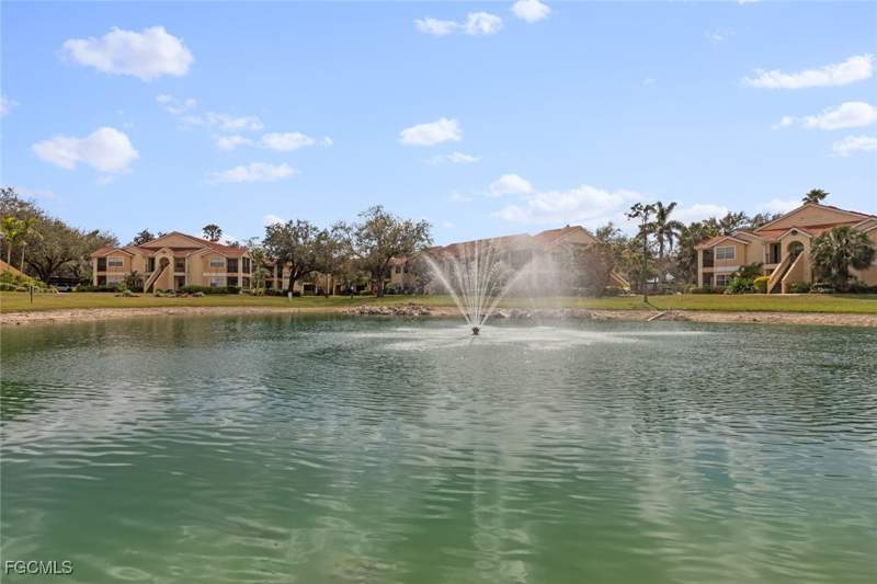 2 bedroom Condominium at 1830 Brantley Rd E3, Lake Lawn Condo, Fort Myers — photo 3