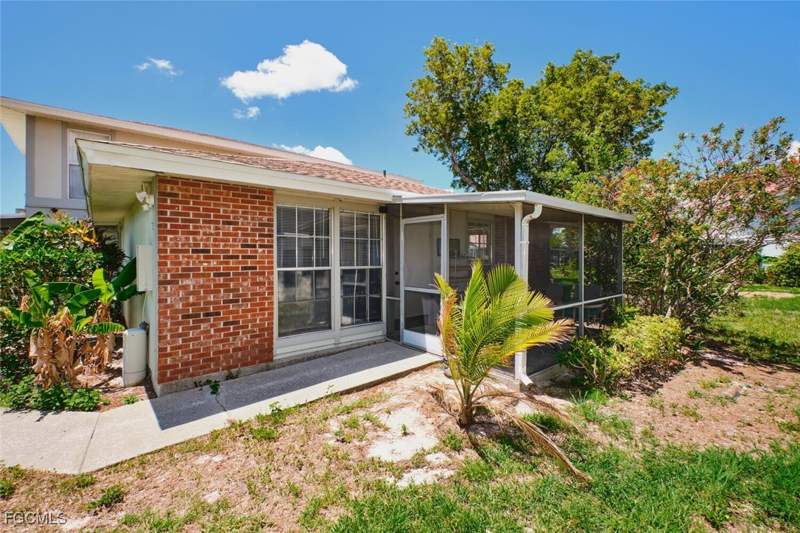 2 bedroom Condominium at 3350 Alouette Cir 1, Provincetown, Fort Myers — photo 2