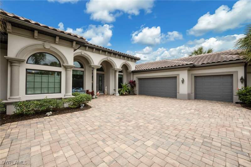3 bedroom SingleFamilyResidence at 23016 Sanabria Loop, Bonita Lakes, Bonita Springs — photo 2
