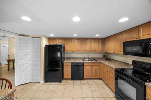 1830 Bald Eagle Dr 431A, Naples FL - photo 12 of 32