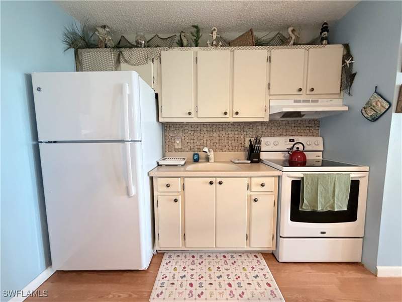 1 bedroom Condominium at 5800 Bonita Beach Rd SW 2805, Beach And Tennis Club, Bonita Springs — photo 4
