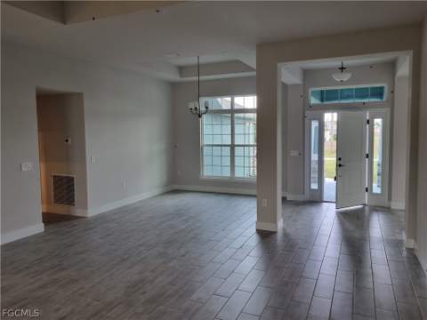 2814 NW 7th Ter, Cape Coral FL - photo 6 of 27