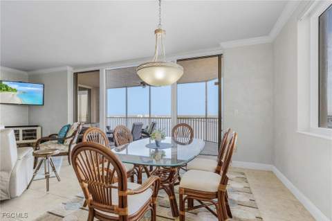 2090 W First St 1606, Fort Myers FL - photo 11 of 47