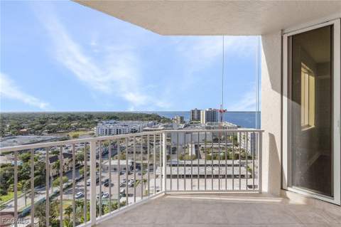2090 W First St 1606, Fort Myers FL - photo 24 of 47
