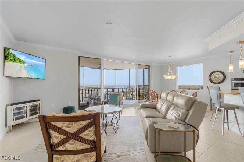 3 bedroom Condominium at 2090 W First St 1606, High Point Place, Fort Myers — photo 5
