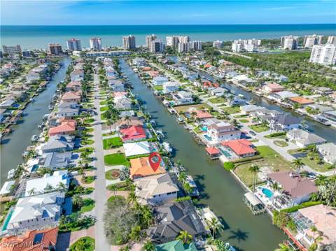 447 Egret Ave, Naples FL - photo 7 of 50
