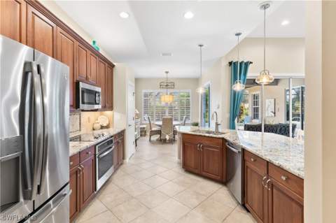 23659 Via Carino Ln, Bonita Springs FL - photo 6 of 40