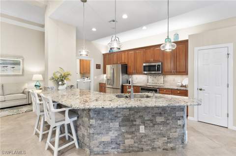 23659 Via Carino Ln, Bonita Springs FL - photo 8 of 40
