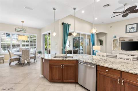 23659 Via Carino Ln, Bonita Springs FL - photo 9 of 40