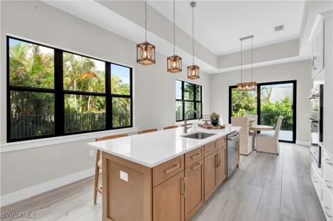107 W Hilo St, Naples FL - photo 10 of 33