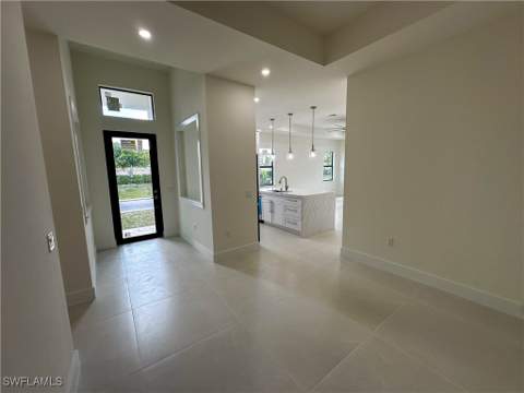 2480 Florida Ave, Naples FL - photo 10 of 50