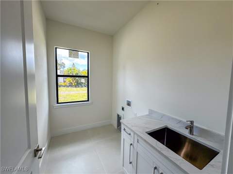 2464 Florida Ave, Naples FL - photo 13 of 50