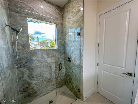 2464 Florida Ave, Naples FL - photo 17 of 50