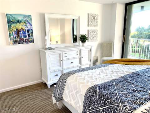 380 Seaview Ct 301, Marco Island FL - photo 23 of 27