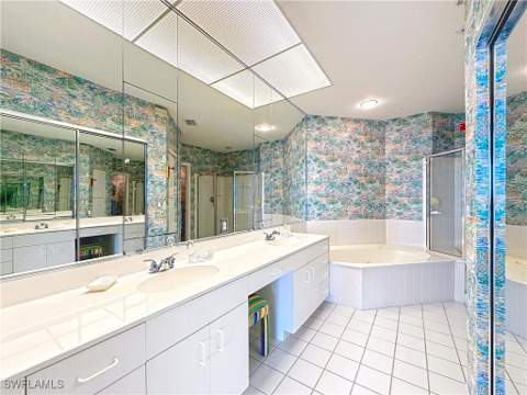 269 Barefoot Beach Blvd Ph3, Bonita Springs FL - photo 11 of 17