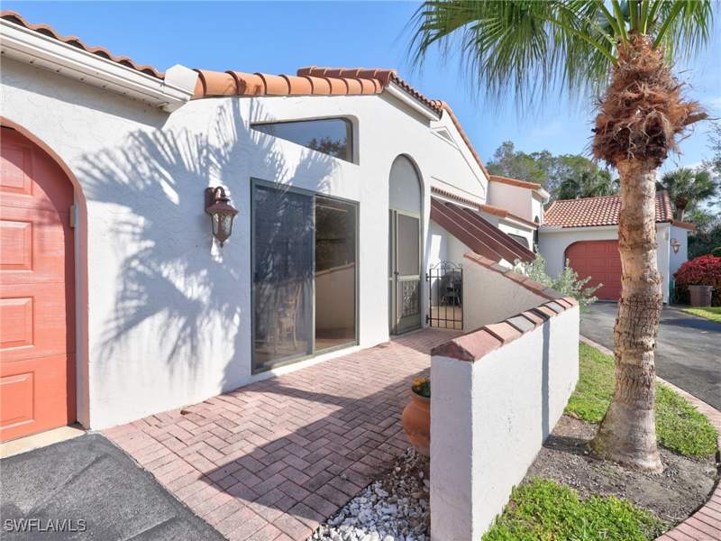 2 bedroom Attached at 355 Bay Forest Dr 3A, Las Vistas, Naples — photo 2