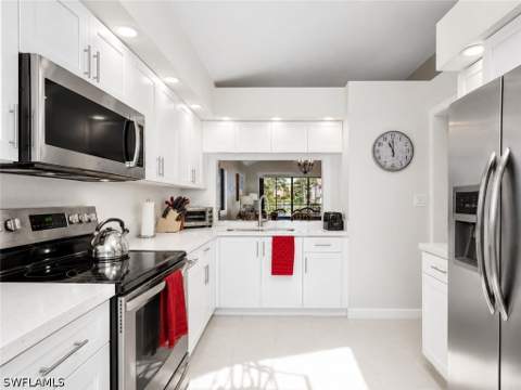 355 Bay Forest Dr 3A, Naples FL - photo 7 of 39