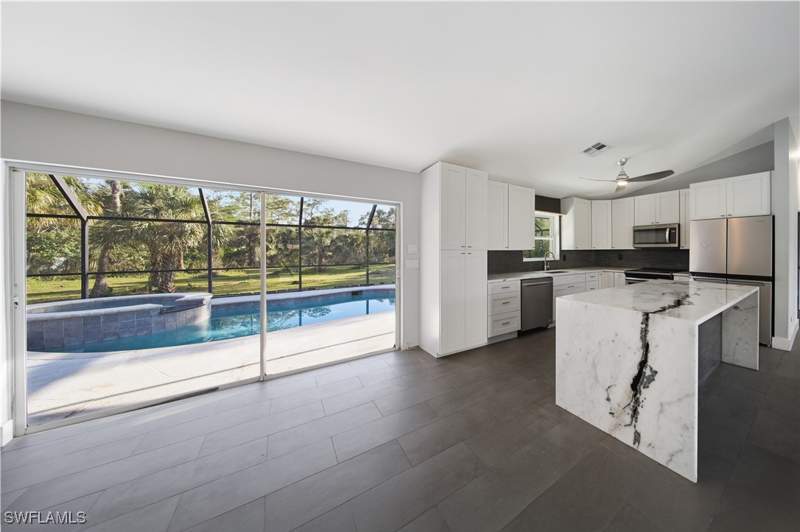 4 bedroom SingleFamilyResidence at 390 35th Ave NE, Golden Gate Estates, Naples — photo 3